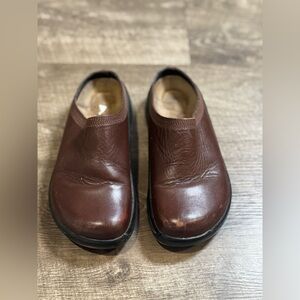 Birkenstock Tatami Brown Mules women’s size 38 7.5 dark brown